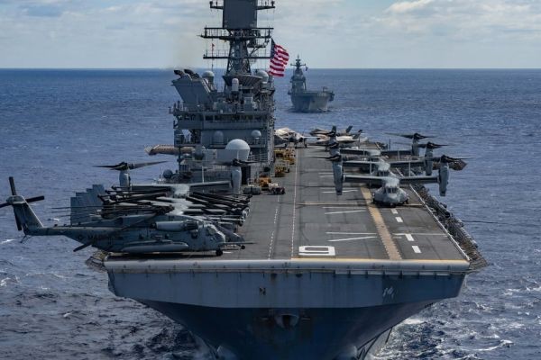 Militares dos EUA enviam forças para o sul do Caribe contra grupos de drogas