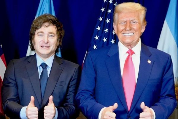 Trump parabeniza Javier Milei por vitória avassaladora