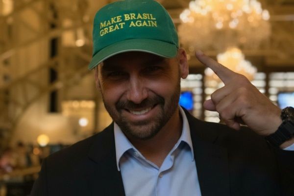 Eduardo Bolsonaro diz o que vai acontecer na América Latina