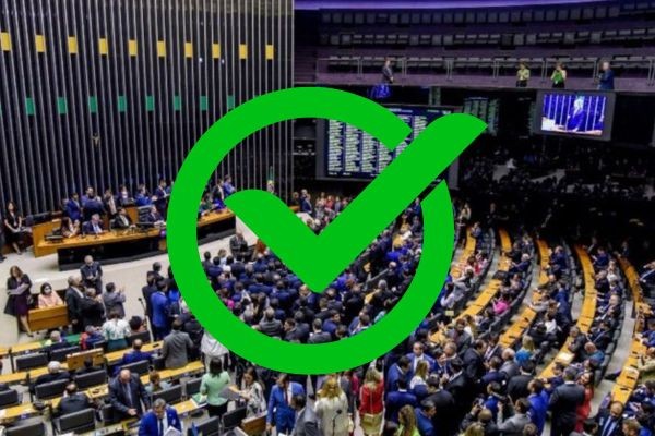 Com 370 votos, Câmara aprova PL Antifacção e derrota governo