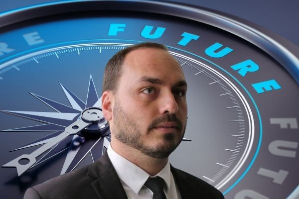 Carlos Bolsonaro reafirma posição do pai