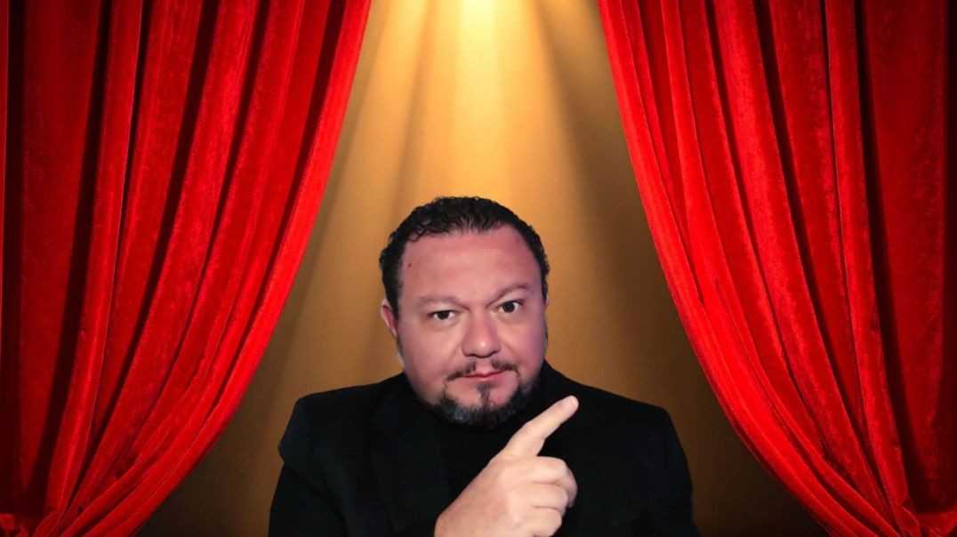 ⁣Por Trás das Cortinas