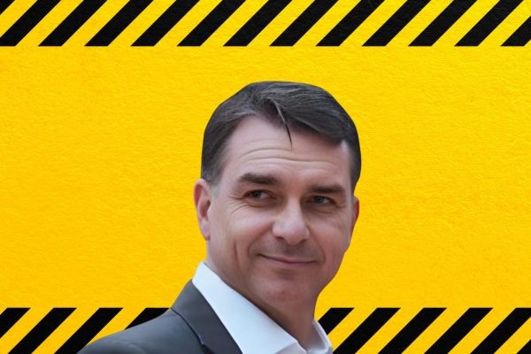 Flávio Bolsonaro fala sobre escolhas de ministros e vice e envia recado importante a todos