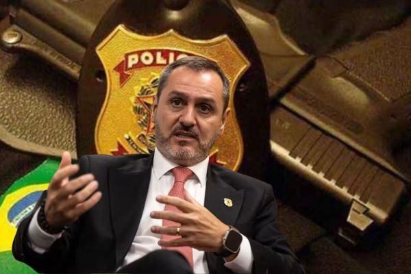 Um bando de malucos, diz diretor da PF sobre quem usa redes sociais