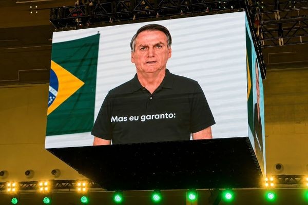 Defesa esclarece ao STF que Bolsonaro não autorizou vídeo de IA em convenção do PL
