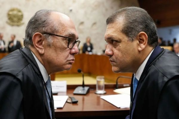 Vaza troca de mensagens ríspidas entre Gilmar Mendes e Kassio Nunes expõe racha no STF