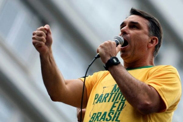 Partido Liberal elege 357 parlamentares e conquista a liderança absoluta no Congresso e nos Estados